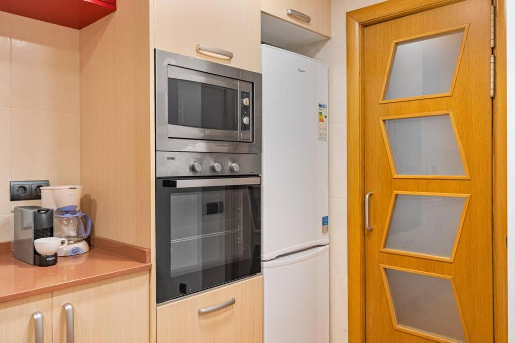 Lodging Apartments Villa De Gracia 2 Bedroom Cozy Apartment Barcelona Buitenkant foto